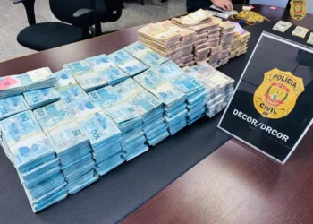 pcdf-apreende-r$-1,8-milhao-durante-operacao-contra-suspeita-de-lavagem-de-dinheiro-em-brasilia