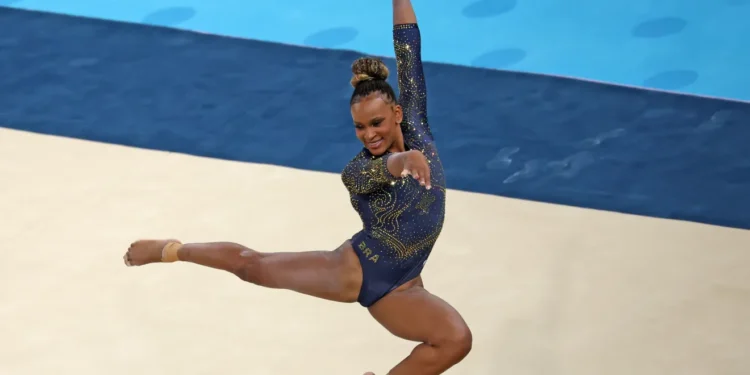 apos-pausa-para-cuidar-da-saude,-rebeca-andrade-anuncia-retorno-a-copa-do-mundo