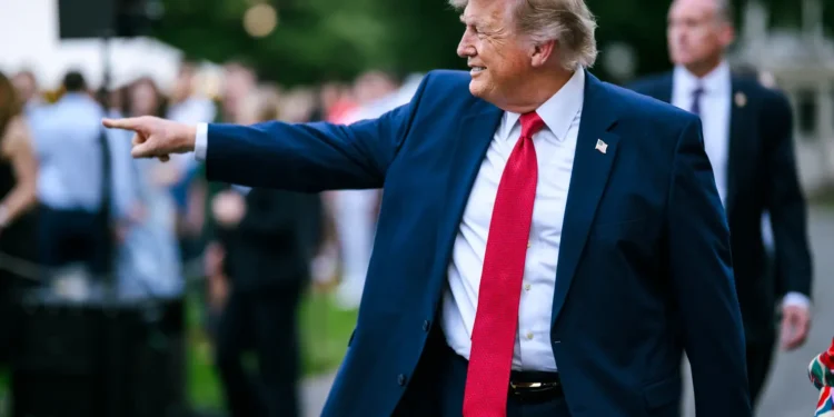 trump-preve-mais-de-mil-lancamentos-espaciais-por-ano-ate-2030