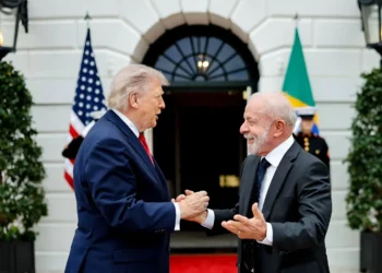 lula-liga-para-trump-e-acerta-retomada-de-negociacoes-sobre-tarifaco
