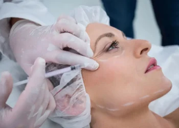 justica-derruba-norma-que-permitia-harmonizacao-orofacial-por-dentistas