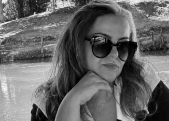 familia-se-despede-de-mulher-morta-apos-acidente-com-adolescente-bebado-em-goiania