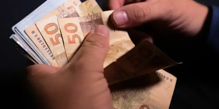 crise-do-agro-e-descredito-provocam-secura-de-dinheiro-nas-campanhas