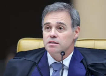 andre-mendonca-e-alertado-apos-nome-surgir-em-jantar-de-lula,-moraes-e-alcolumbre