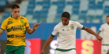 goias-abre-vantagem,-mas-cede-empate-ao-cuiaba-na-serie-b