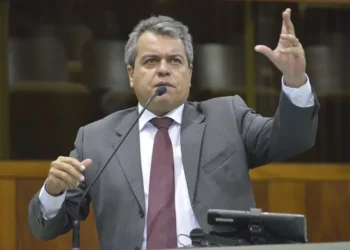 ernesto-roller-afirma-que-governo-caiado-tinha-interferencia-de-gracinha