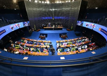 candidatos-goianos-iniciam-campanha-com-recursos-proprios-antes-do-fundo-eleitoral