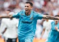santos-vence-corinthians-fora-de-casa,-encerra-jejum-em-classicos-e-respira-na-luta-contra-o-z4