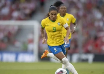 camara-derruba-obrigacao-de-ajustar-ferias-escolares-para-copa-feminina-de-2027