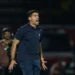 abel-ferreira-e-denunciado-pelo-stjd-apos-chutar-microfone-em-jogo-do-palmeiras