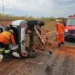 bombeiros-e-acionado-apos-capotamento-de-veiculo-no-lago-norte-(df)