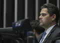acordo-no-senado-pode-adiar-fim-da-escala-6×1-e-aliviar-pressao-sobre-moraes