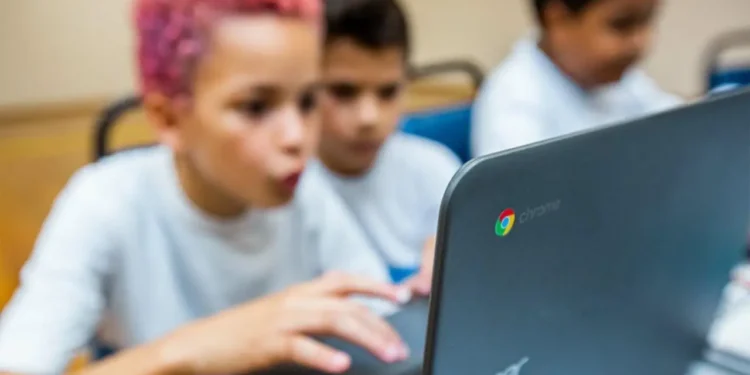 cne-aprova-novas-regras-para-uso-de-ia-na-educacao-brasileira