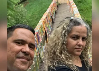 familia-de-casal-morto-por-adolescente-embriagado-faz-manifestacao-em-goiania