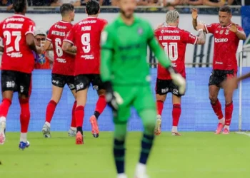 flamengo-vence-o-remo-e-assume-lideranca-do-brasileirao