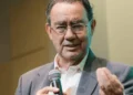 augusto-cury-defende-debate-sobre-impeachment-de-ministros-do-stf