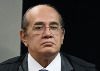 gilmar-mendes-pede-vista-e-suspende-julgamento-sobre-afastamento-de-andrei-rodrigues