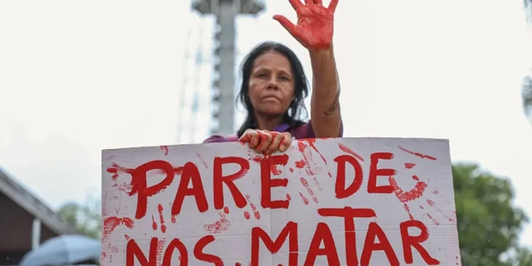 caiado-cita-protecao-as-mulheres,-mas-feminicidios-cresceram-em-goias