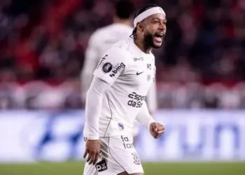 memphis-depay-pode-ficar-fora-do-jogo-apos-gesto-obsceno-na-libertadores