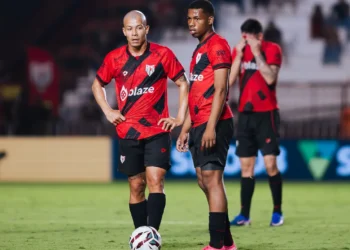 atletico-go-recebe-criciuma-em-confronto-direto-por-vaga-no-g-6