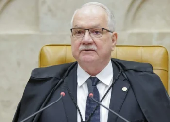 fachin-assume-relatoria-de-acao-que-envolve-moraes-no-caso-master