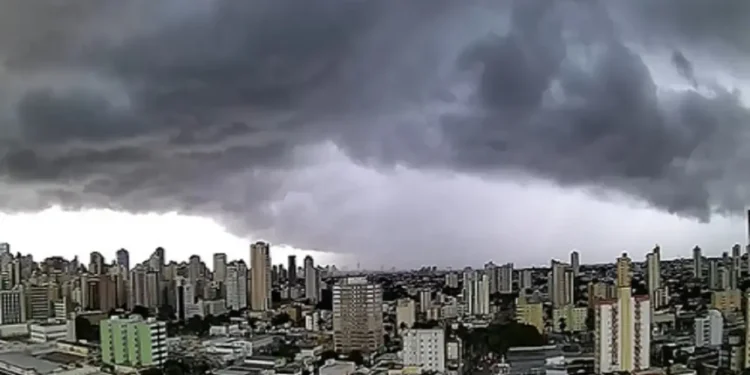 goias-tem-previsao-de-chuva-e-trovoadas;-veja-como-fica-o-tempo-nesta-semana
