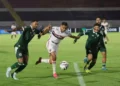 de-virada,-goias-vence-o-botafogo-sp-fora-de-casa-e-se-recupera-na-serie-b