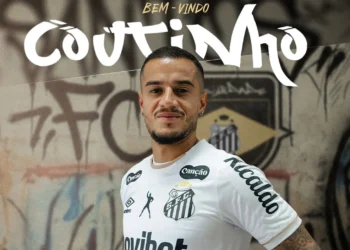 coutinho-e-apresentado-pelo-santos-e-usara-camisa-11