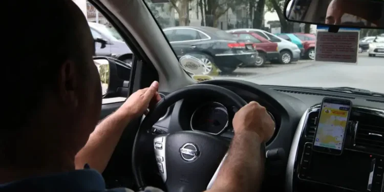 espera-por-corridas-de-app-cresce-e-muda-rotina-de-passageiros-em-goiania