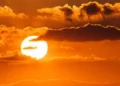 termometro-de-rua-marca-42°c-em-porangatu-durante-onda-de-calor