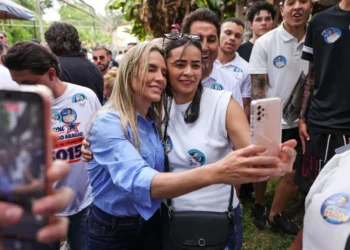 celina-leao-apresenta-projetos-do-metro-e-cumpre-agenda-com-sabatina-no-df