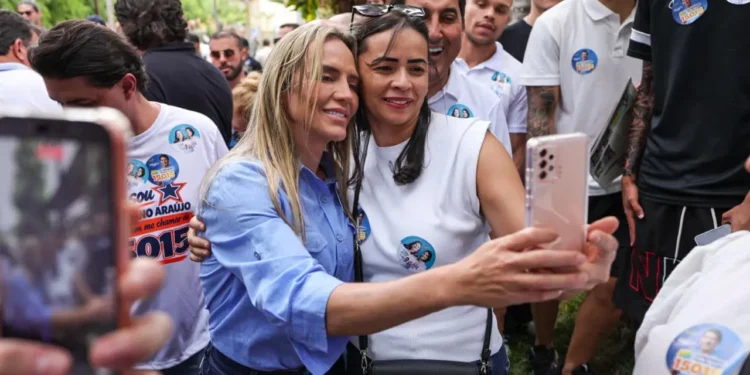 celina-leao-apresenta-projetos-do-metro-e-cumpre-agenda-com-sabatina-no-df
