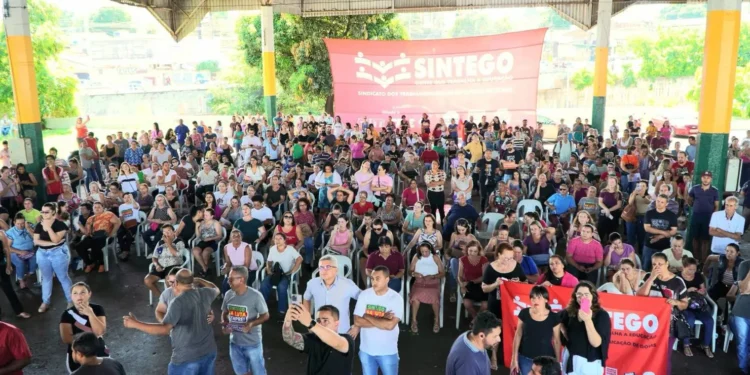 educacao-de-goiania-encerra-greve-em-meio-a-desgastes-com-sindicato-e-prefeitura