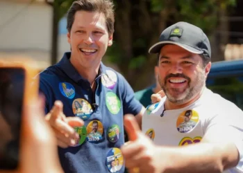 marcio-correa-reforca-apoio-a-daniel-vilela-em-carreata-em-anapolis