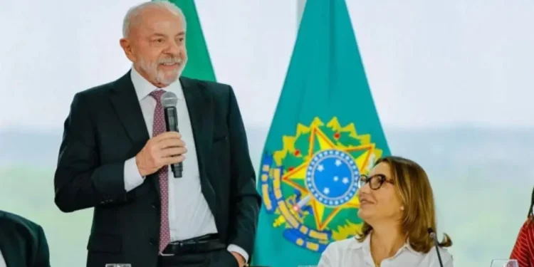 lula-embarca-para-nova-york-e-diz-que-brasil-vai-defender-soberania-na-onu