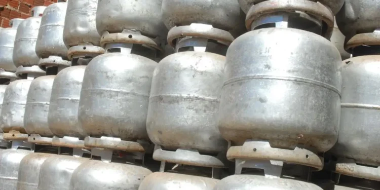 revendedores-de-gas-encerram-bloqueio-ao-centro-de-destroca-em-goiania
