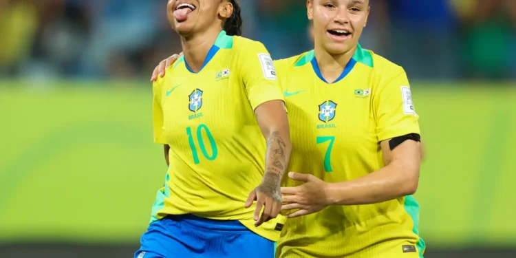 arthur-elias-convoca-selecao-feminina-para-amistosos,-sem-marta