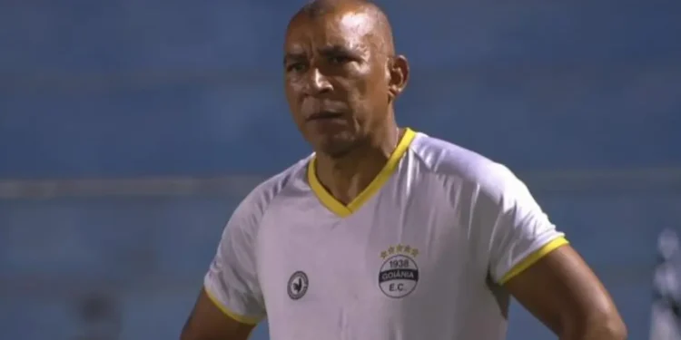 goiania-demite-hemerson-maria-apos-sequencia-sem-vitorias-na-divisao-de-acesso
