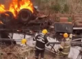 motorista-morre-carbonizado-apos-carreta-pegar-fogo-na-br-364-em-jatai