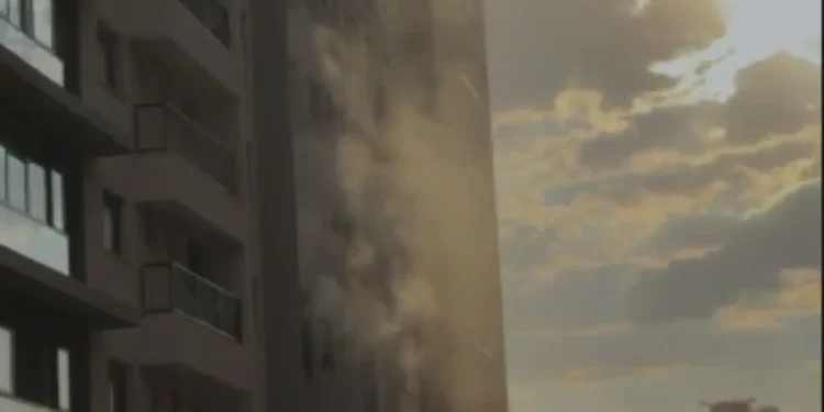 incendio-atinge-apartamento-no-setor-marista,-em-goiania