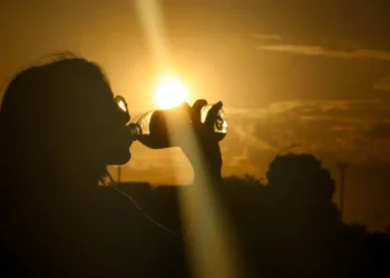 df-tera-mais-um-dia-de-calor-intenso-e-umidade-abaixo-de-20%