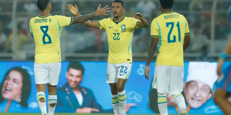 brasil-goleia-a-india-e-fecha-data-fifa-com-vitoria