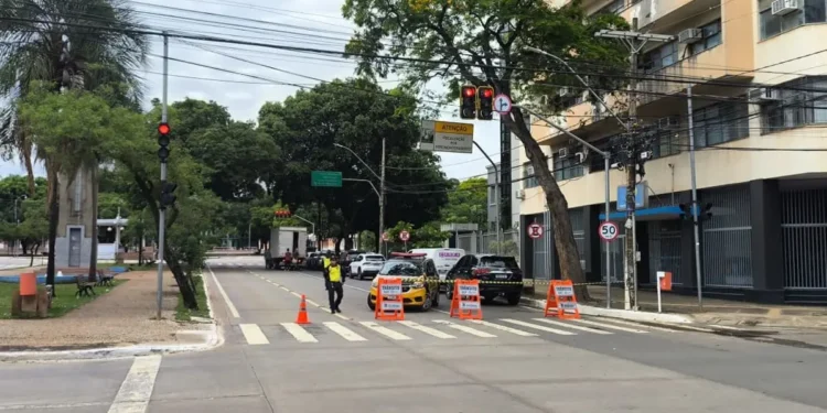 eleicoes-alteram-transito-no-centro-e-setor-bueno-em-goiania