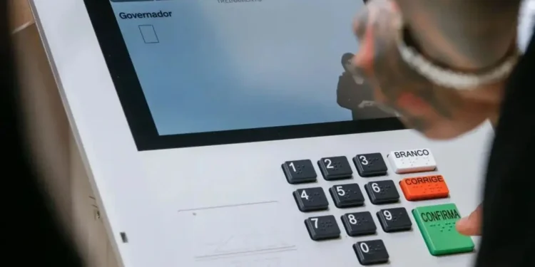 eleicoes-comecam-com-sete-urnas-substituidas-em-goias