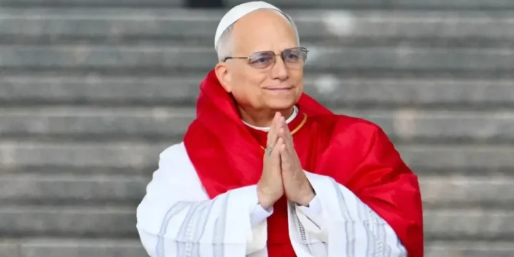 papa-leao-xiv-cita-“operario”-sao-francisco-e-pede-paz-no-dia-da-eleicao-no-brasil