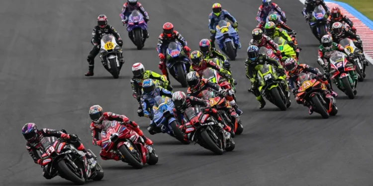 motogp-reformula-programacao-e-tera-novo-formato-a-partir-de-2027;-confira