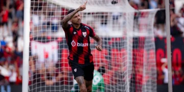 atletico-go-e-sport-fazem-confronto-direto-por-vaga-no-g-6