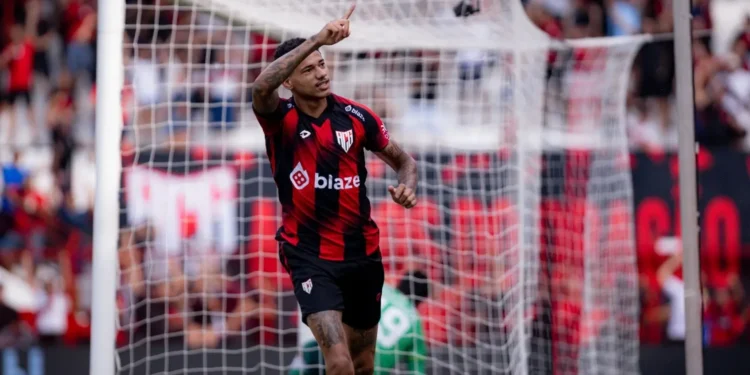 atletico-go-e-sport-fazem-confronto-direto-por-vaga-no-g-6