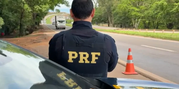 prf-reforca-fiscalizacao-nas-rodovias-de-goias-durante-feriado;-veja-horarios