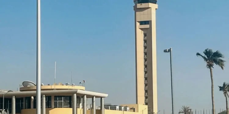 explosao-em-aeroporto-da-arabia-saudita-deixa-feridos-e-suspende-voos-em-riad
